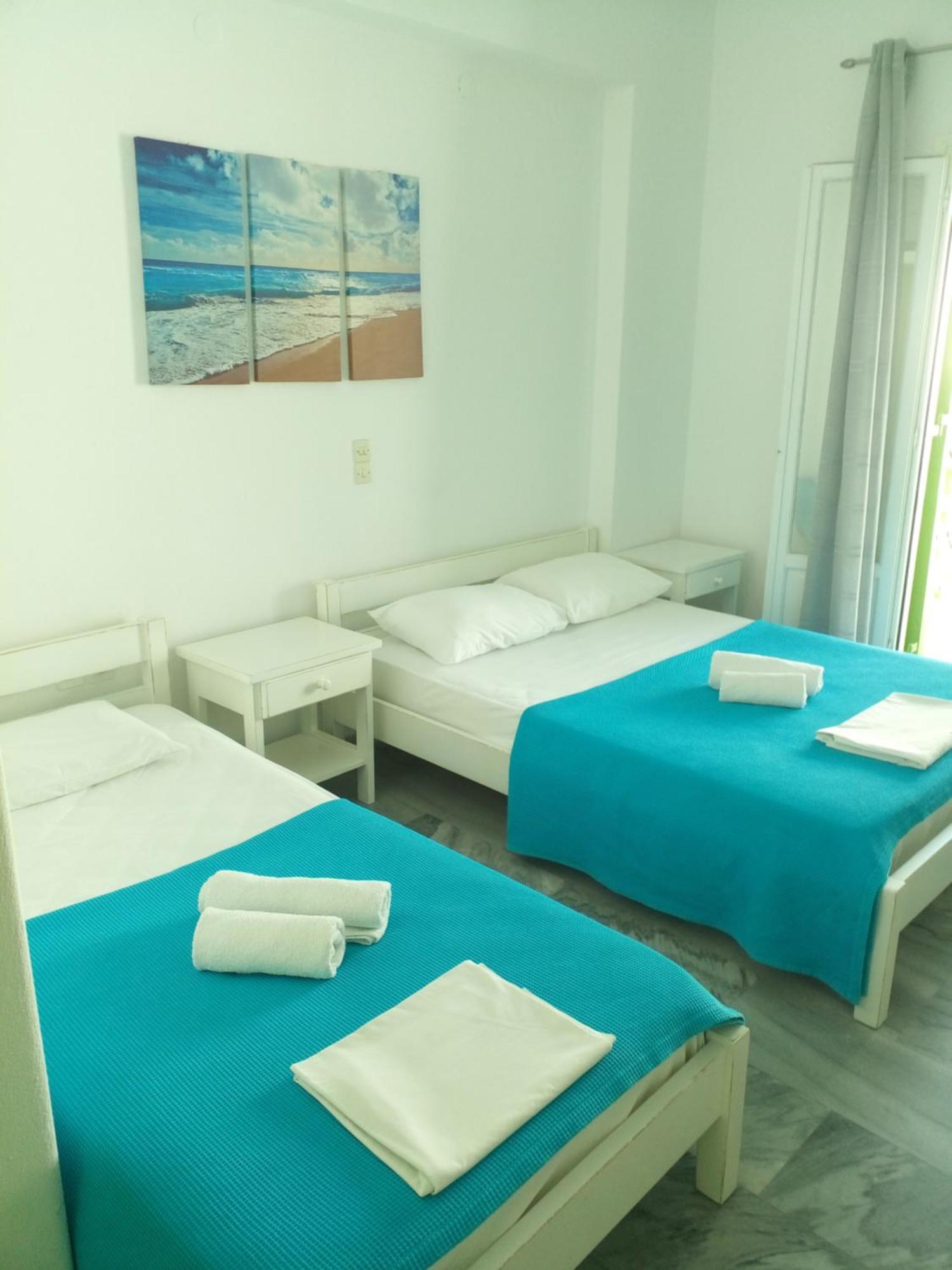 Frangiscos Hostel ปาริเกีย ภายนอก รูปภาพ